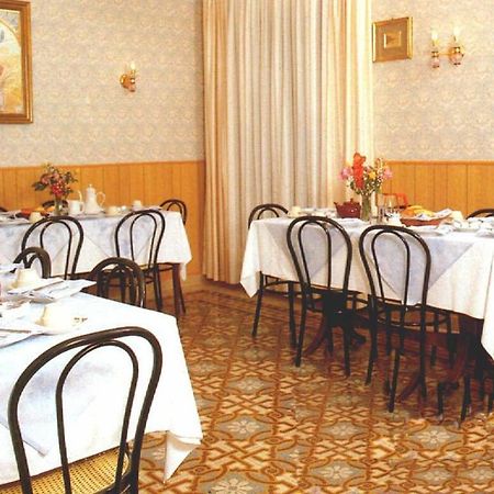 Hotel Tizi Ρώμη Εξωτερικό φωτογραφία