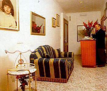 Hotel Tizi Ρώμη Εξωτερικό φωτογραφία
